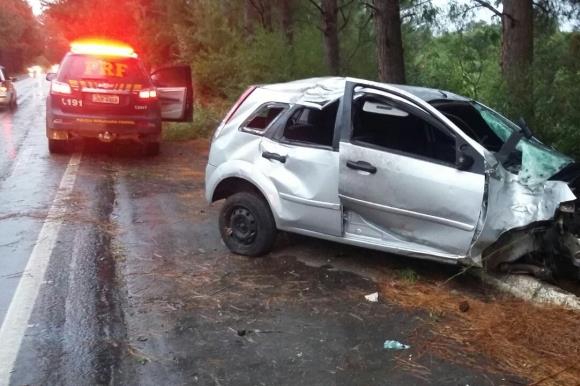 Mãe e filha morrem em acidente na BR-153 em Cachoeira do Sul