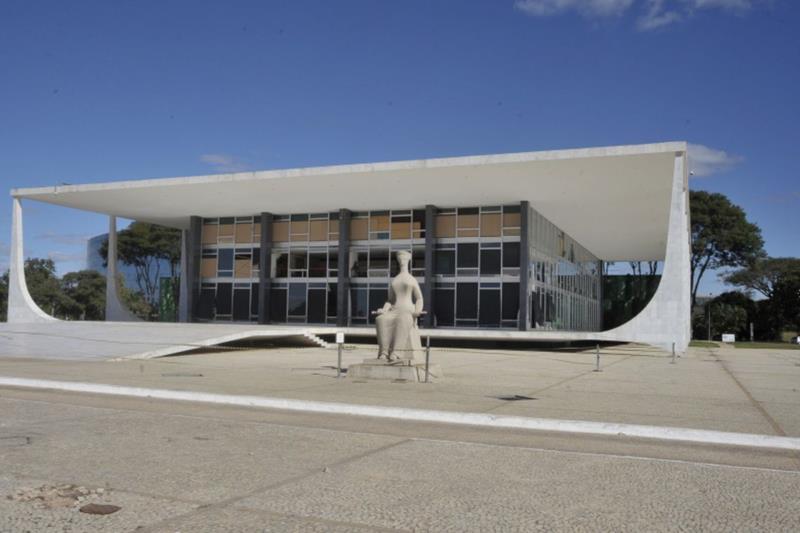 Supremo Tribunal Federal mantém decisão que impede retorno de presos federais aos estados