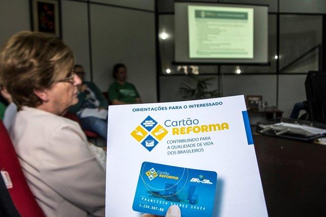 Cartão Reforma beneficiará 100 famílias santa-cruzenses