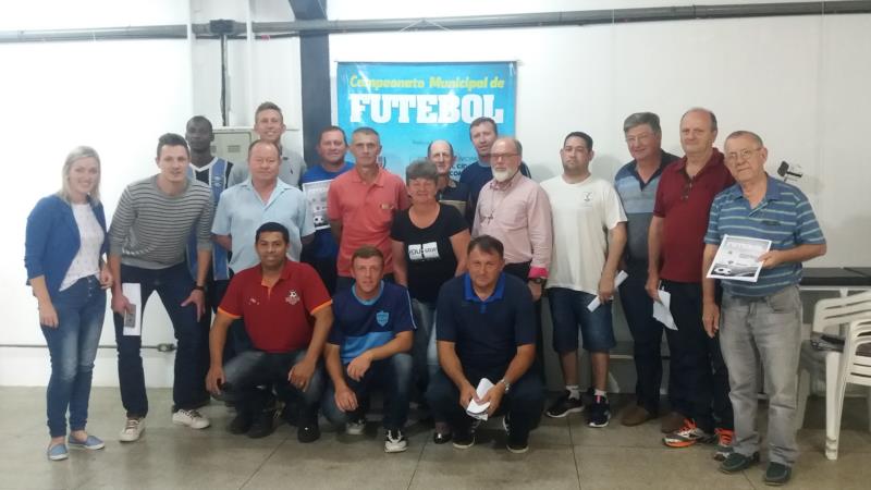 Rodada tripla abre o Municipal de Futebol 2017