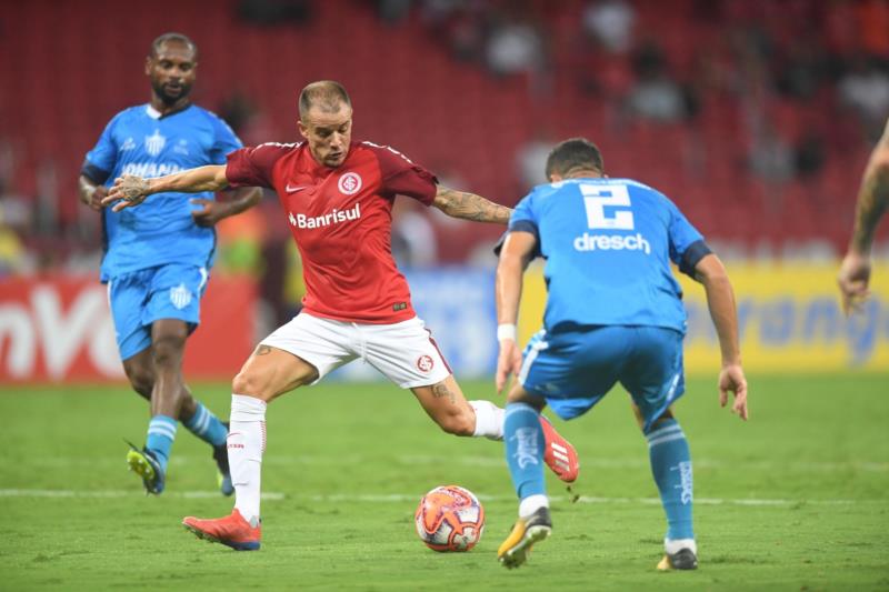 Inter enfrenta o Novo Hamburgo no Estádio do Vale