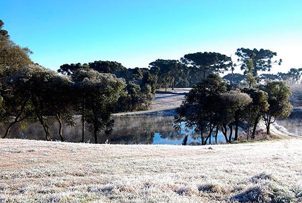 Inverno começa com frio, mas temperatura aumenta nos próximos dias