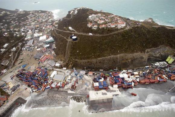 Força Aérea Brasileira resgata 14 pessoas na Ilha de San Martín