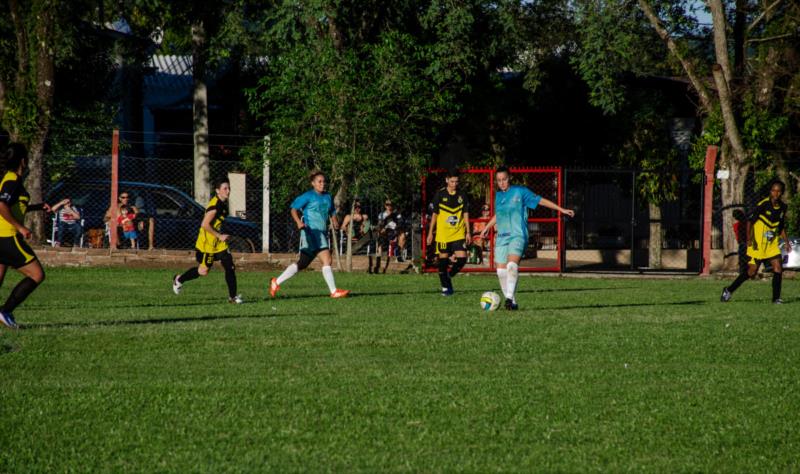 Campeonato Municipal de Futebol Feminino define finalistas neste fim de semana