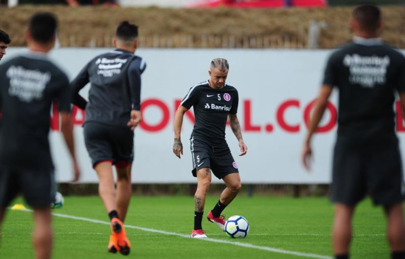 Inter joga contra o Flamengo no Maracanã