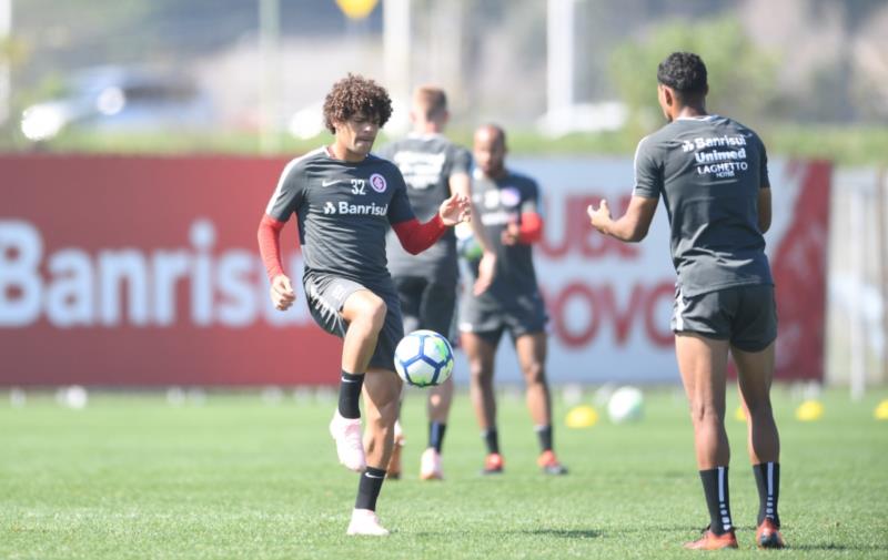 Inter encara o Corinthians neste domingo em São Paulo