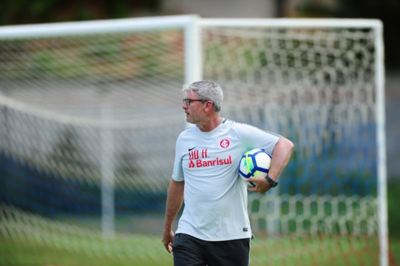 Colorado enfrenta Vitória valendo vaga nas oitavas da Copa do Brasil