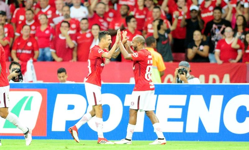 Inter vence Cianorte-PR no Beira-Rio