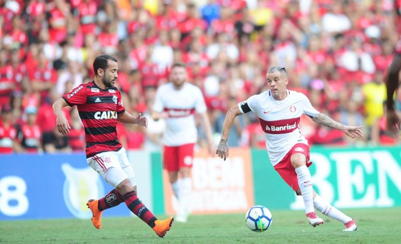 Inter é derrotado pelo Flamengo no Rio de Janeiro