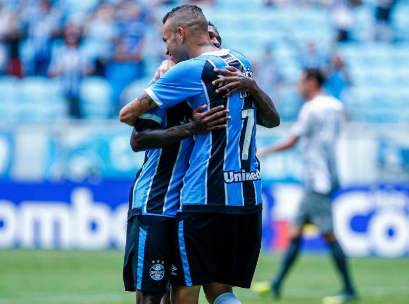 Grêmio garante vaga na semifinal do Gauchão