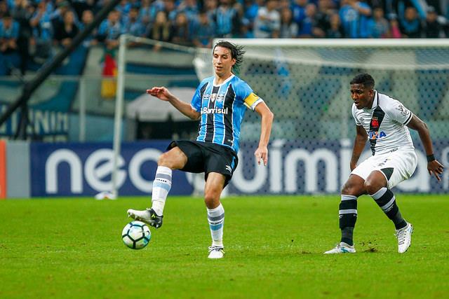 Grêmio vence o Vasco e segue invicto na Arena