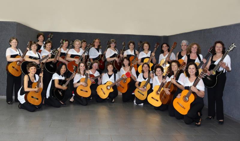 Concerto de Harpas e Violões ocorre nesta quarta no Teatro do Colégio Mauá