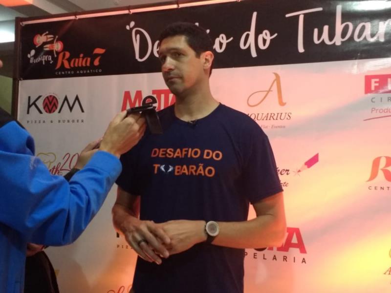 Gustavo Borges, medalhista olímpico, marca presença em Santa Cruz do Sul