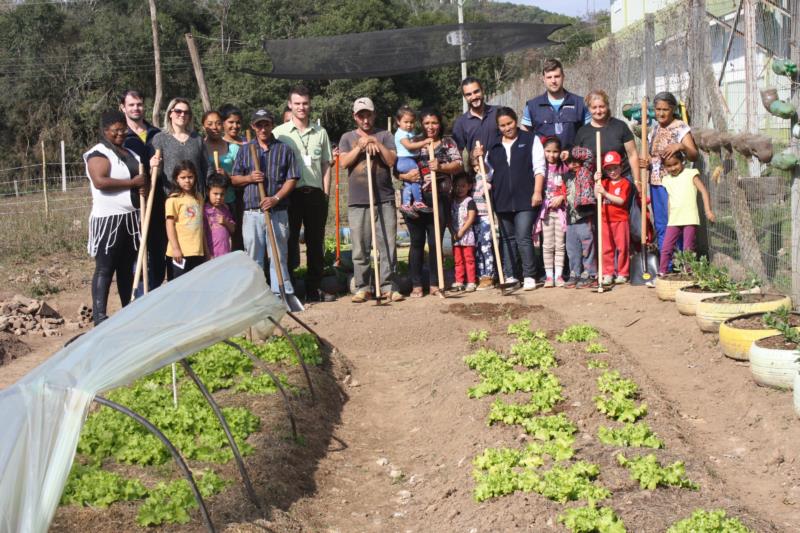 Horta Comunitária estimula hábitos saudáveis em Sobradinho