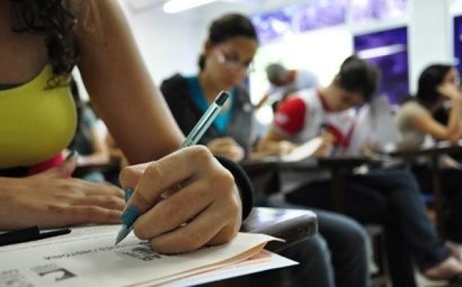 MEC reúne secretários para discutir novo currículo do Ensino Médio