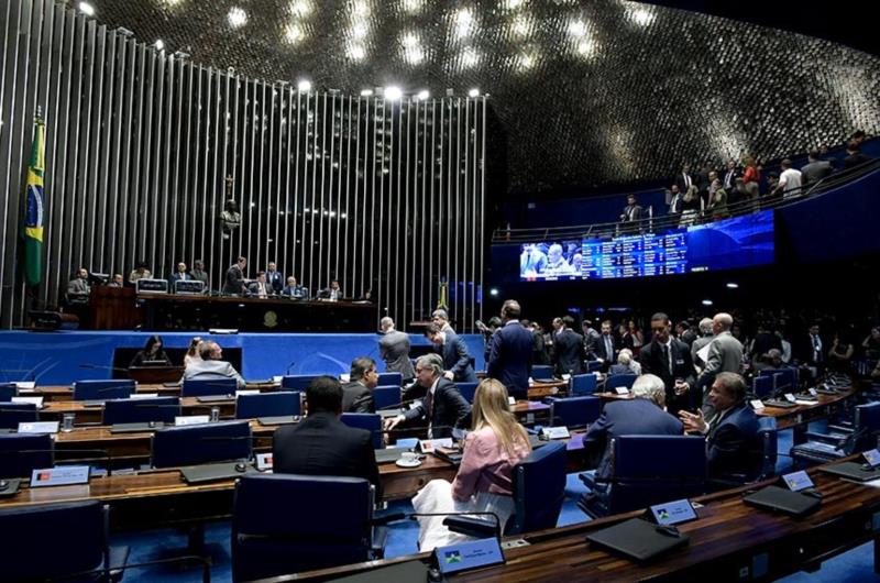 Aprovada garantia de vaga em escola para filhos de vítimas de violência doméstica