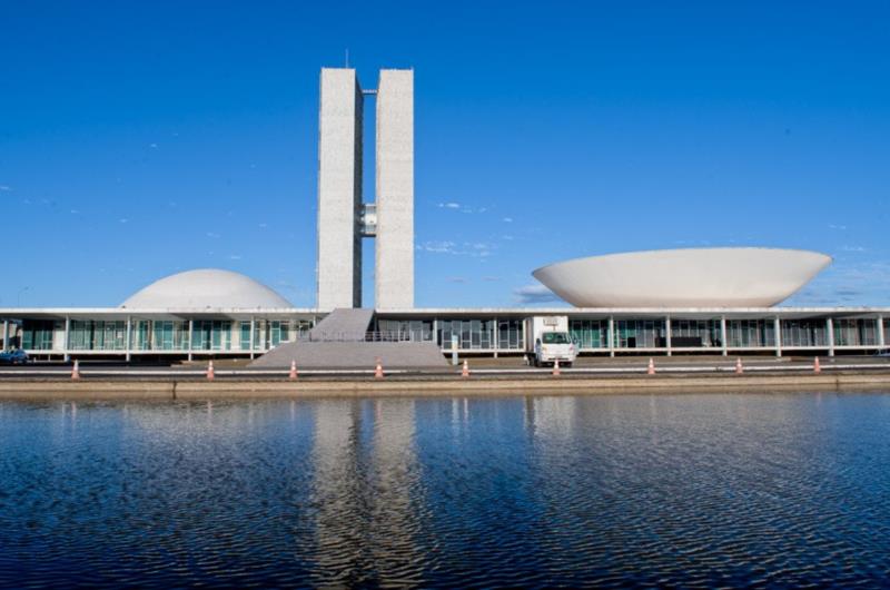 Senado e Câmara têm 15 dias para votar reforma eleitoral