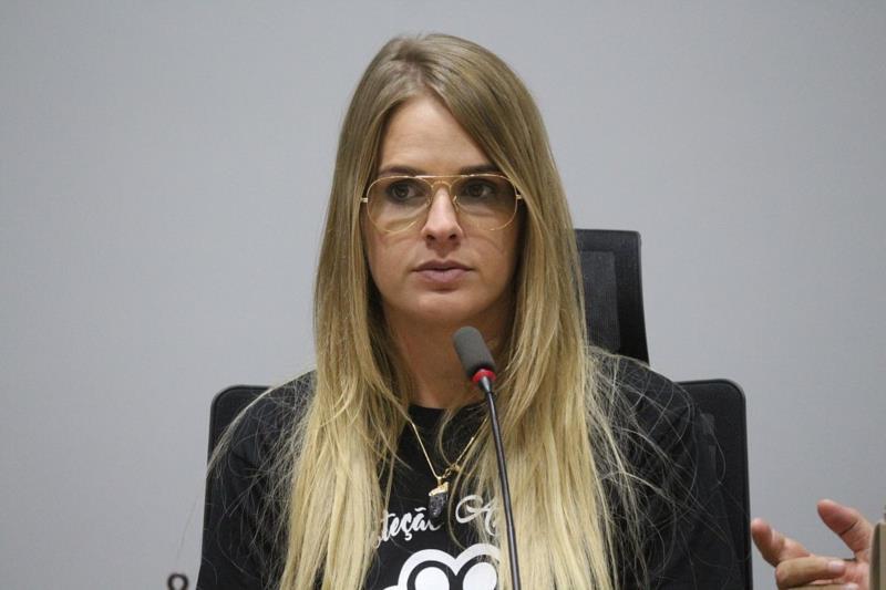 Bruna Molz está internada com suspeita de dengue