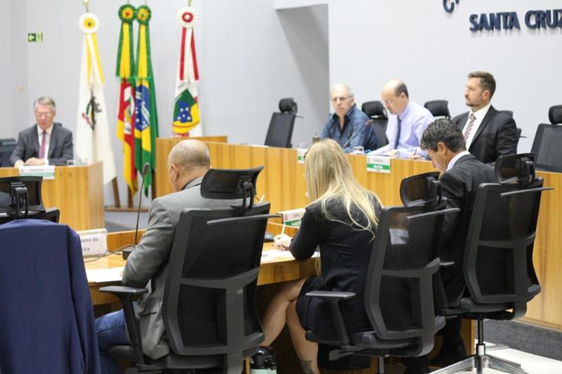 Transporte privado e remunerado de passageiros por aplicativos será pauta na sessão da Câmara de Vereadores