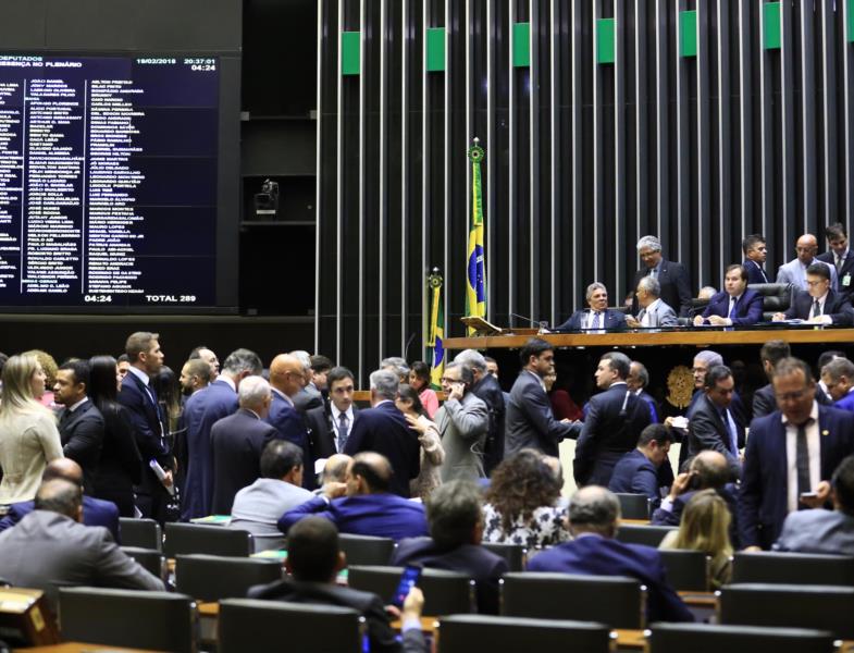 Câmara aprova decreto de intervenção no Rio