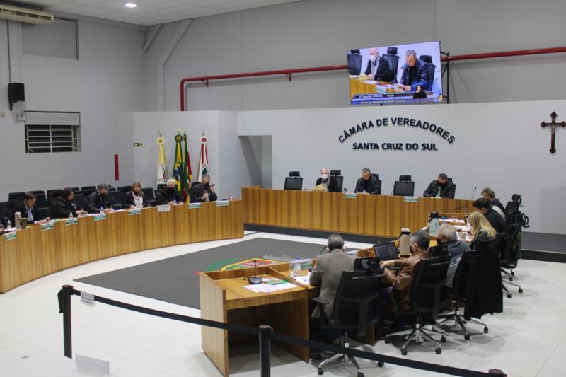 Câmara aprova a contratação de servidores e recursos para secretarias