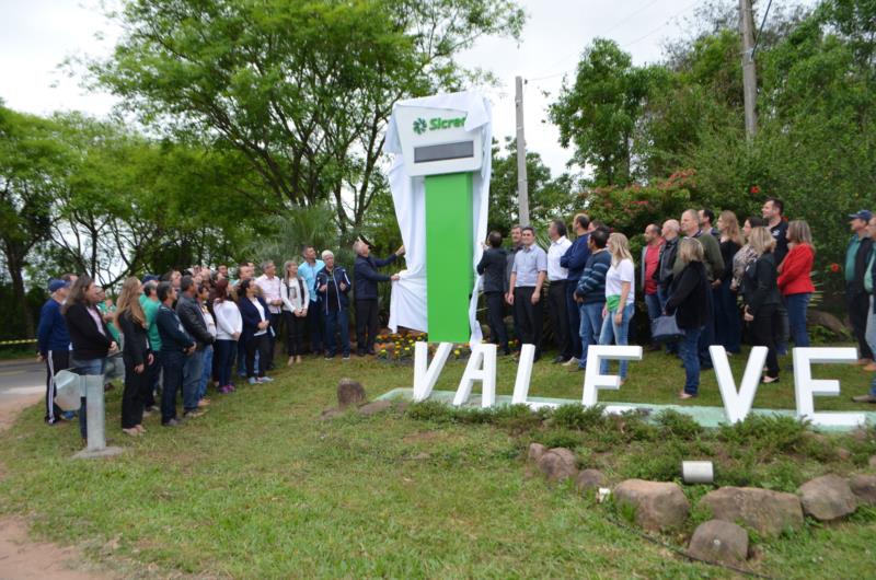 Vale Verde ganha relógio digital no acesso principal ao município