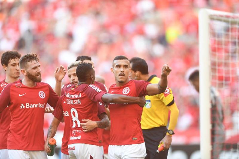 Inter bate o Botafogo por 3 a 0