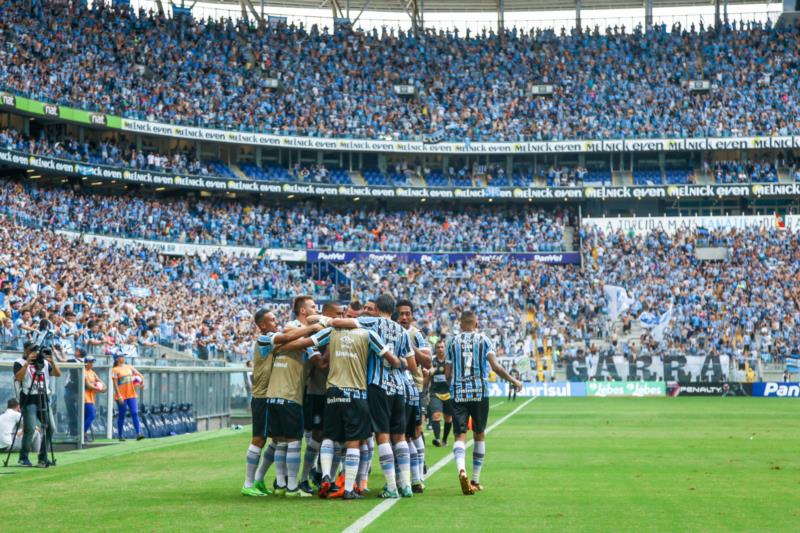 Grêmio vence de goleada o Gre-Nal 414