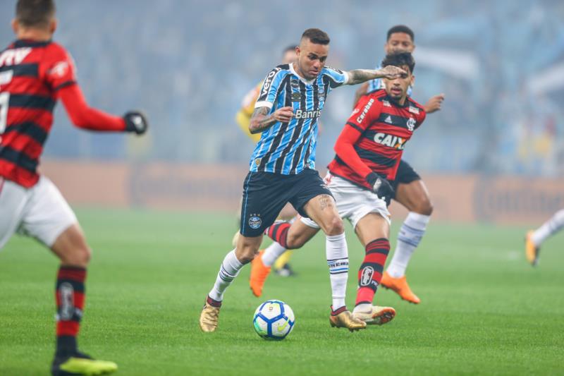 Grêmio empata com o Flamengo no jogo de ida das oitavas de final da Copa do Brasil