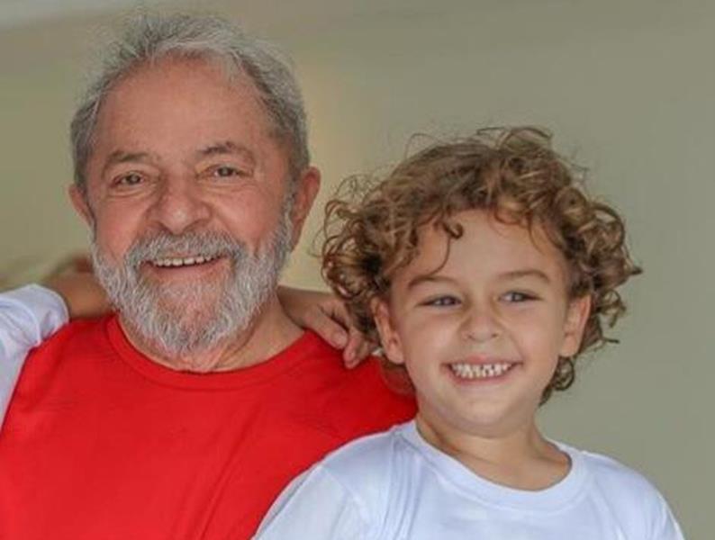 Lula deve sair da prisão para acompanhar velório do neto