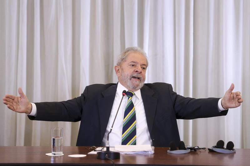 Desembargadores negam recurso de Lula