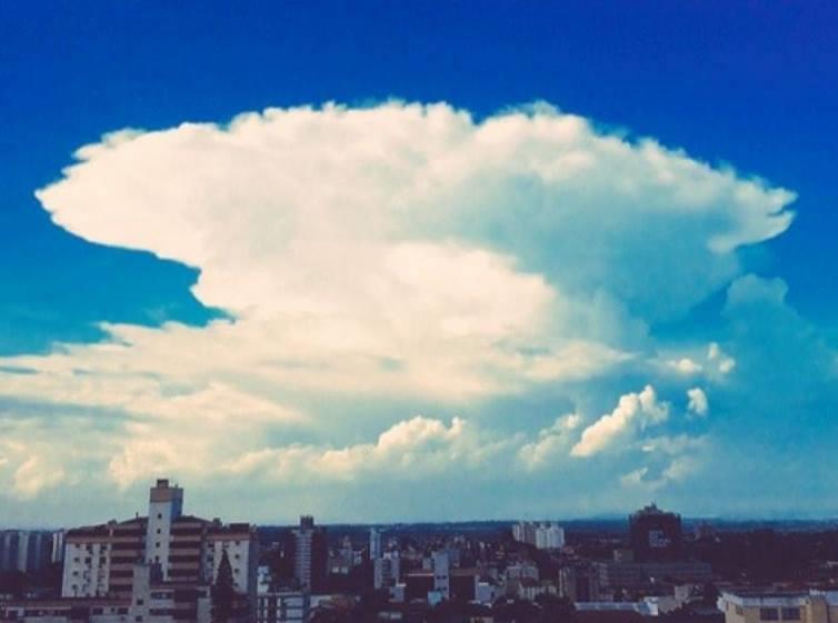 Fim de ano quente terá chuva mais frequente