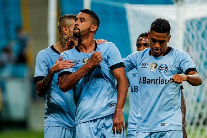 Grêmio encerra sequência de empates e goleia o Juventude