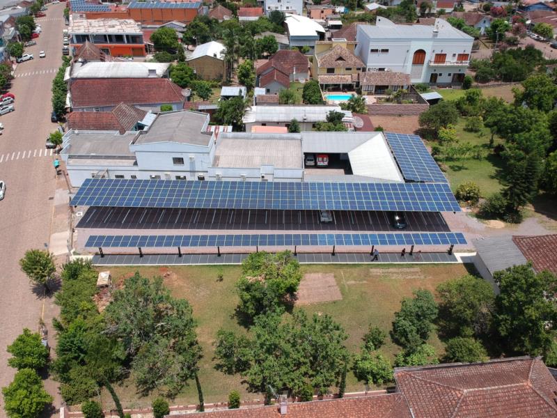 Hospital de Sinimbu inaugura microusina de geração de energia solar