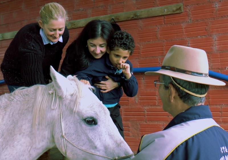 Equoterapia estreia documentário “No Trote da Alegria”