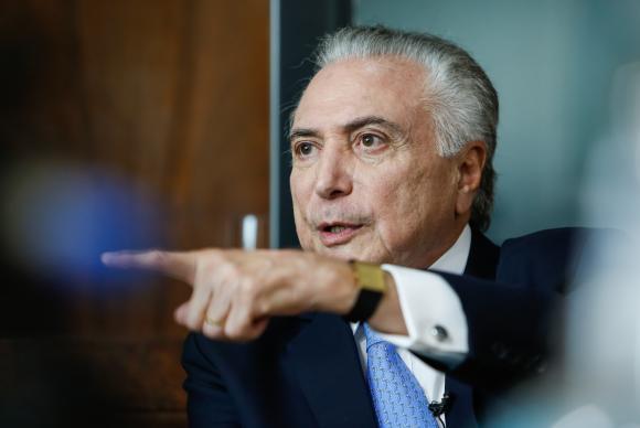 Temer vê dificuldade em aprovar reforma da Previdência depois de fevereiro