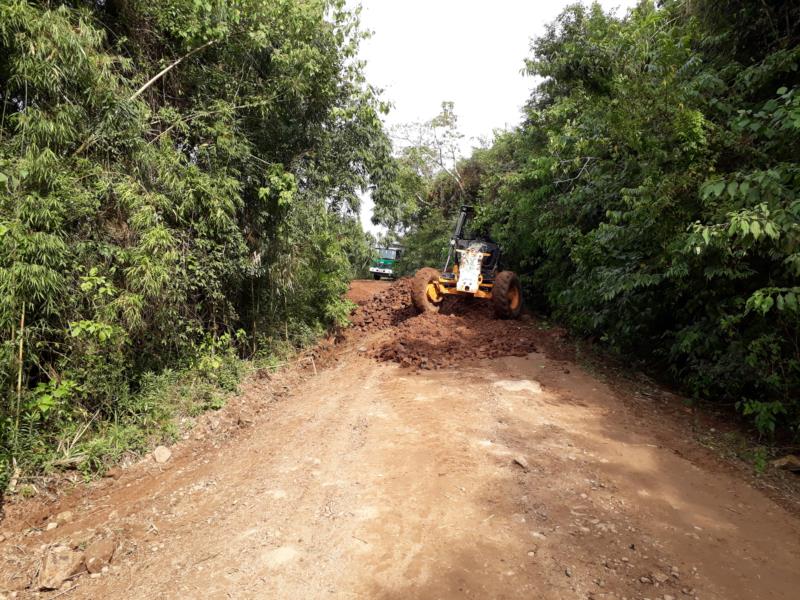 Secretaria de Obras recupera estrada da Linha Desidério