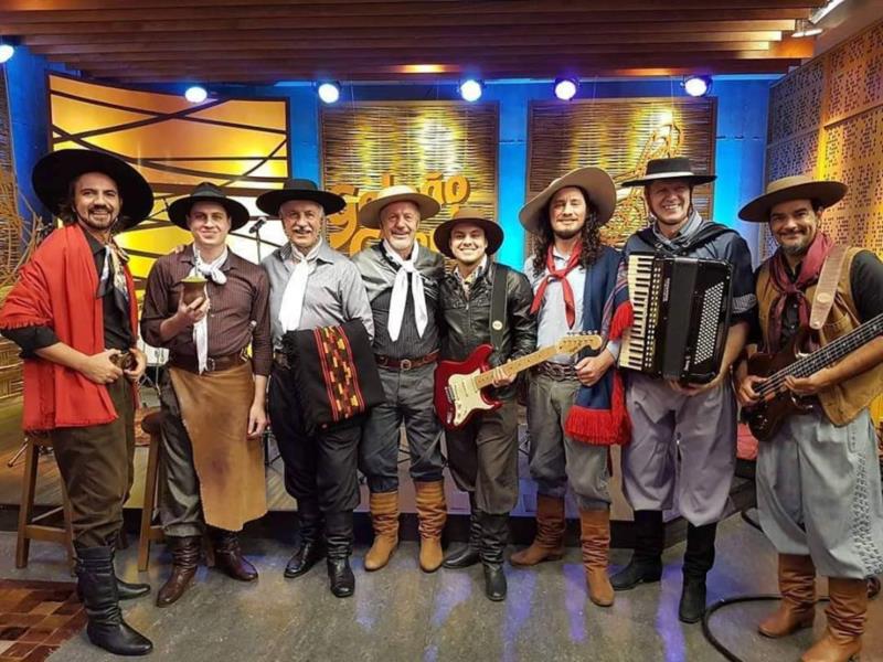 Shows tradicionalistas são atração desta quarta-feira na 35ª Oktoberfest