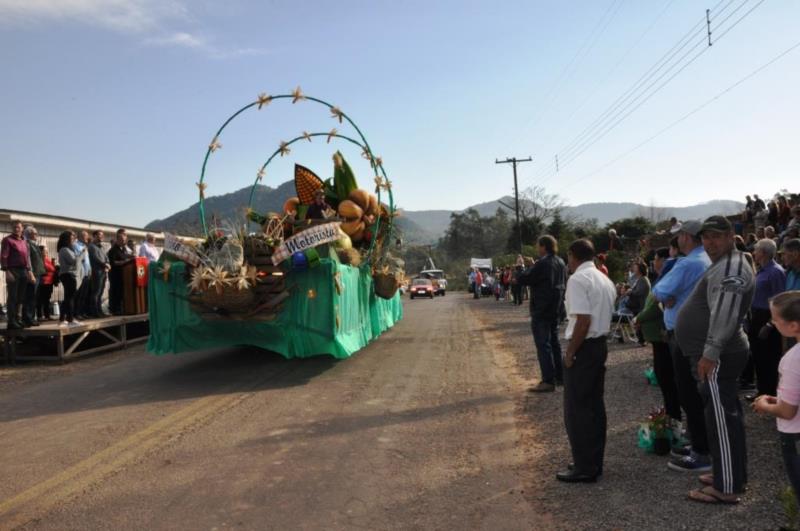 Neste ano, desfile é atração em Ferraz