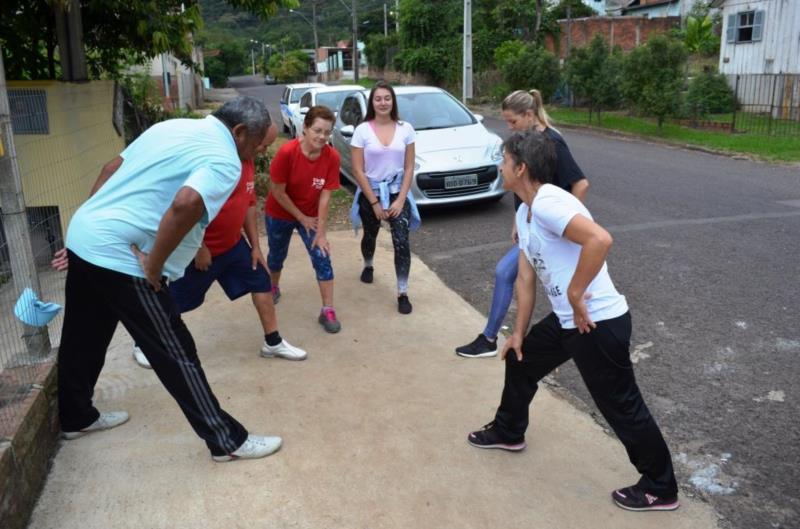 Contra a hipertensão, exercício e orientação