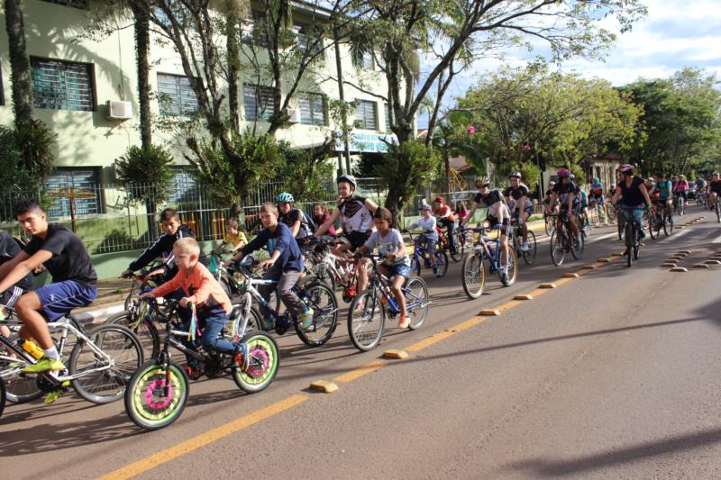 Passeio ciclístico é atração durante 2º Eco Vida