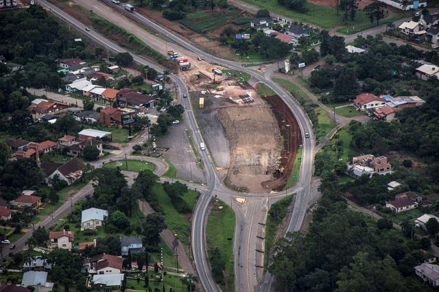 Adiado o término das obras no viaduto do Fritz e Frida em Santa Cruz