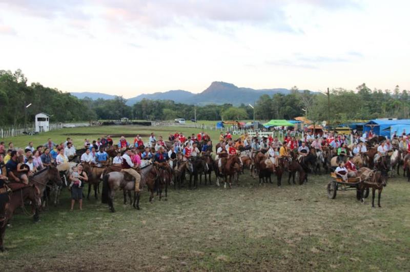 Rodeio do CTG Tropeiros do Vale enaltece tradicionalismo