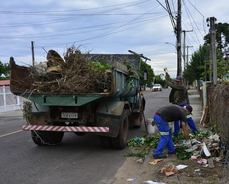 Começa mutirão de limpeza no Bairro Schulz