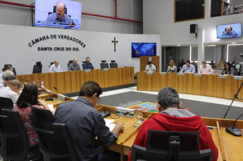 Câmara de Vereadores aprova quatro projetos