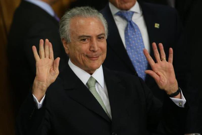 Barroso quebra sigilo bancário de Temer