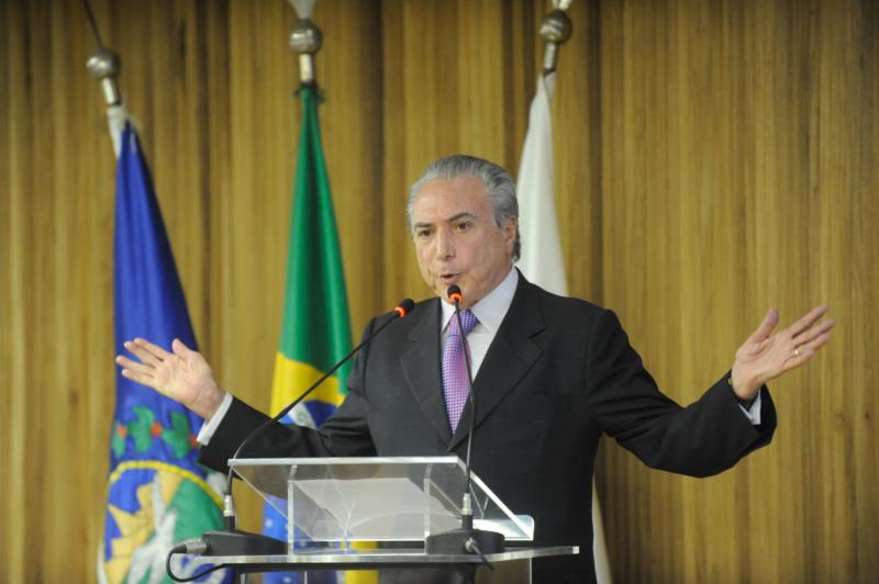 Temer pede a deputados que tenham coragem para votar a reforma da Previdência