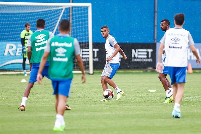 Titulares do Grêmio estreiam no Gauchão contra o Cruzeiro