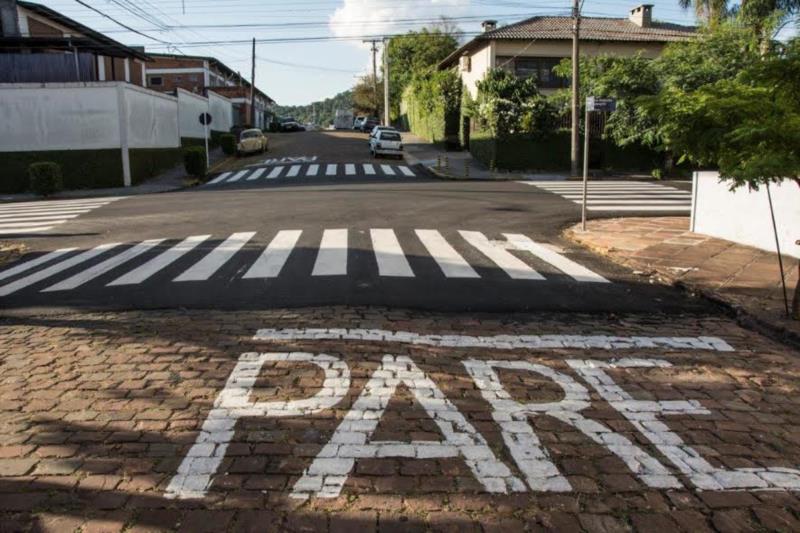 Rua Augusto Spengler torna-se preferencial no Universitário