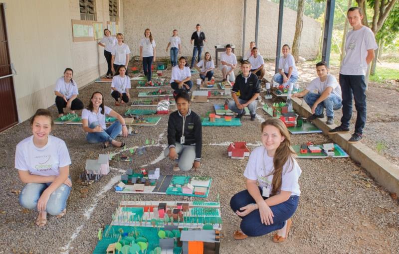 Viver em comunidade marca seminário do Programa de Aprendizagem Profissional Rural